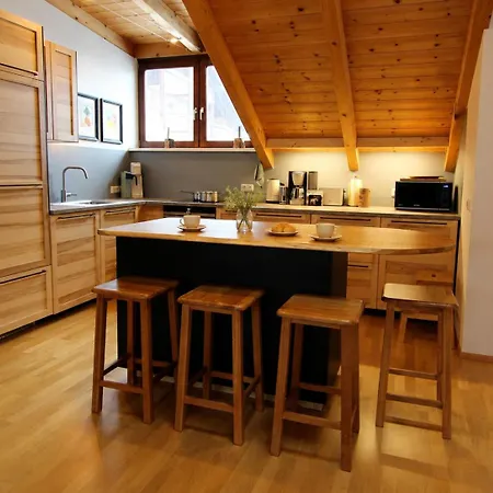 Kelchalm Superior Spacious Mountain Apartment Bad Kleinkirchheim