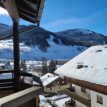 Kelchalm Superior Spacious Mountain Apartment Apartment Bad Kleinkirchheim